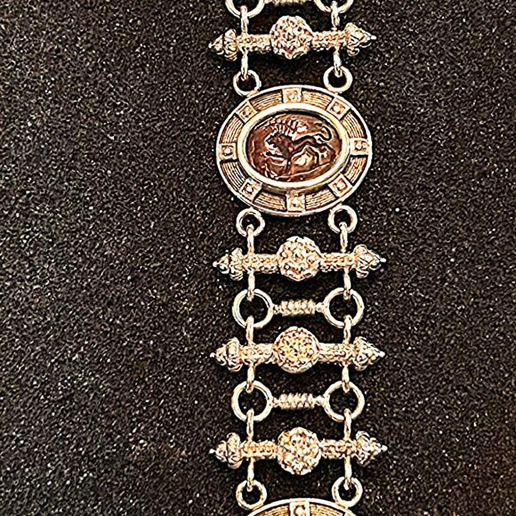 Exquisite Ancient Coin Bracelet - Picture 5 of 5